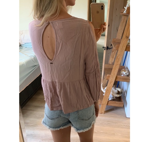 O’Neill women’s small light pink cutout long sleeve blouse - Picture 4 of 11